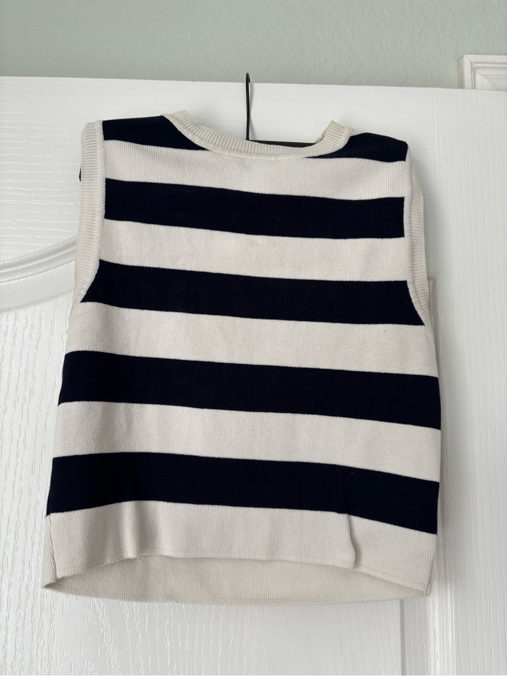 Zara Striped Sleeveless V-Neck Sweater Vest - Black and Cream